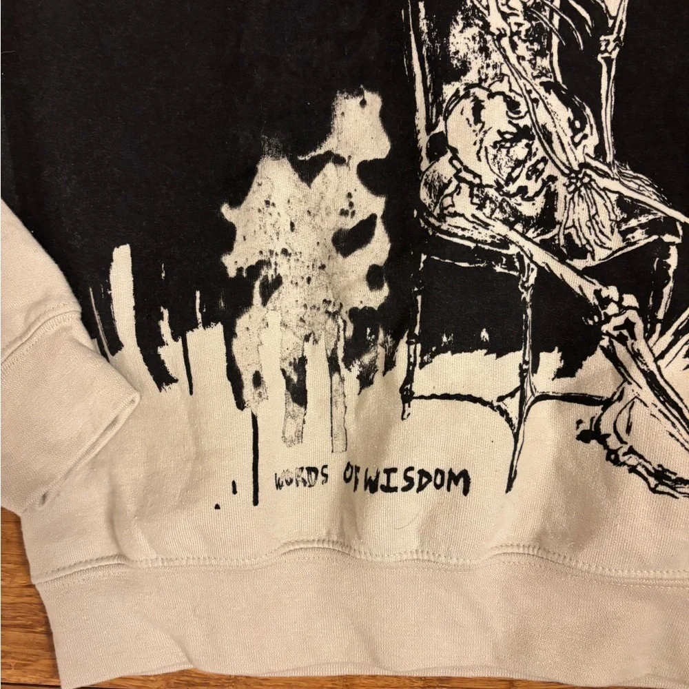Avenged Sevenfold tour Cream Skeleton Print Men's Sweatshirt size small - Picture 5 of 5
